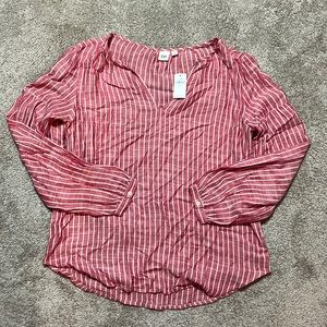 GAP XS long sleeve red/white stripe light weight top.